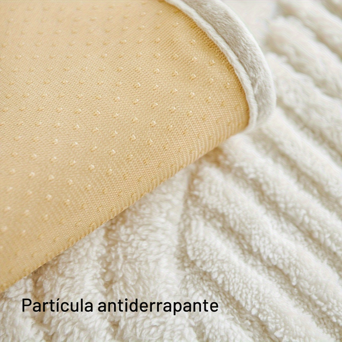 Capa de Sofá em Veludo Shu Luxo e Proteção