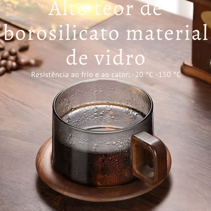 Conjunto de Xícaras de Café com Pires e Cabo de Madeira