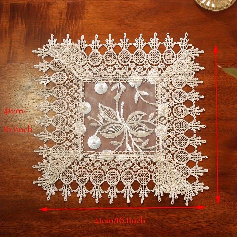 Caminho de Mesa Branco em Organza