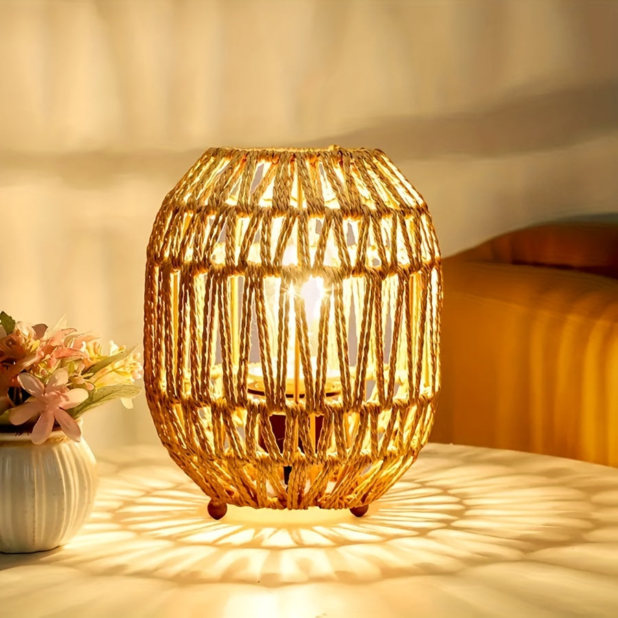 Luminária de Mesa Boho Artesanal em Rattan