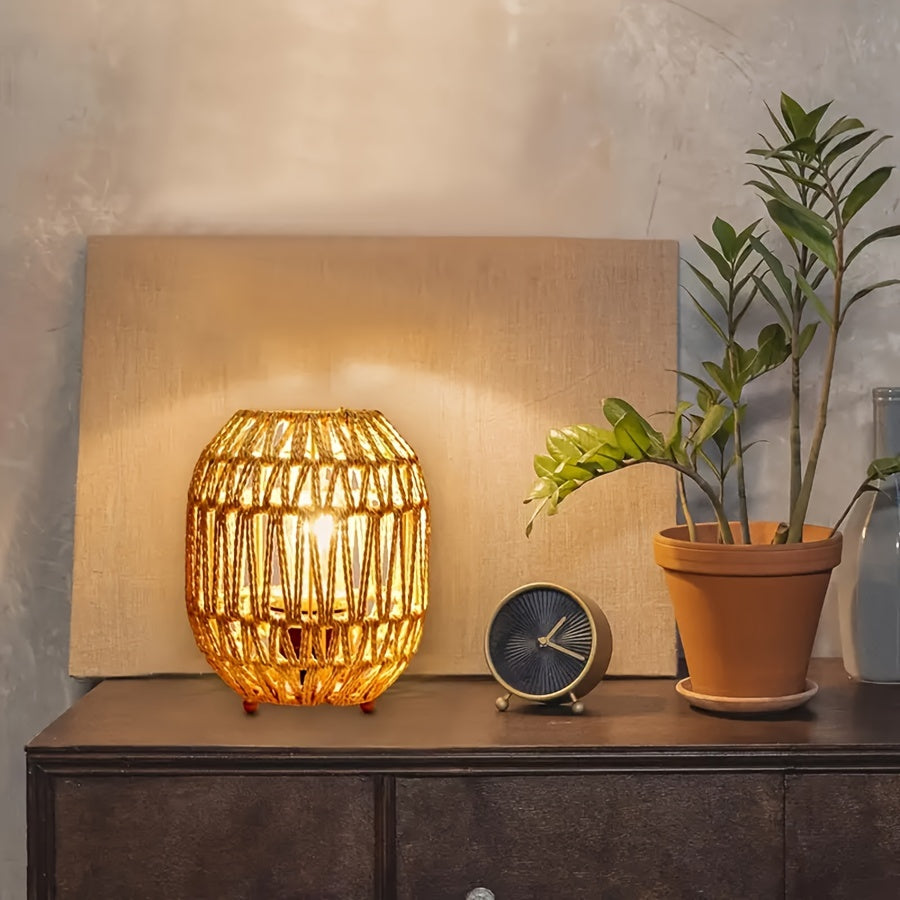 Luminária de Mesa Boho Artesanal em Rattan