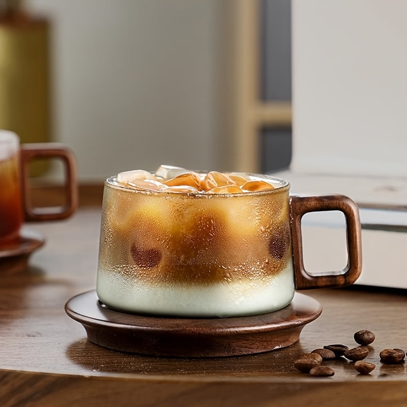 Conjunto de Xícaras de Café com Pires e Cabo de Madeira