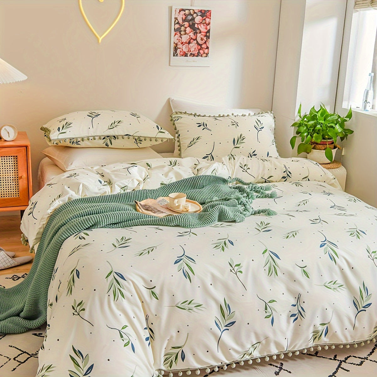 Jogo de Cama Floral com Pompons Delicados