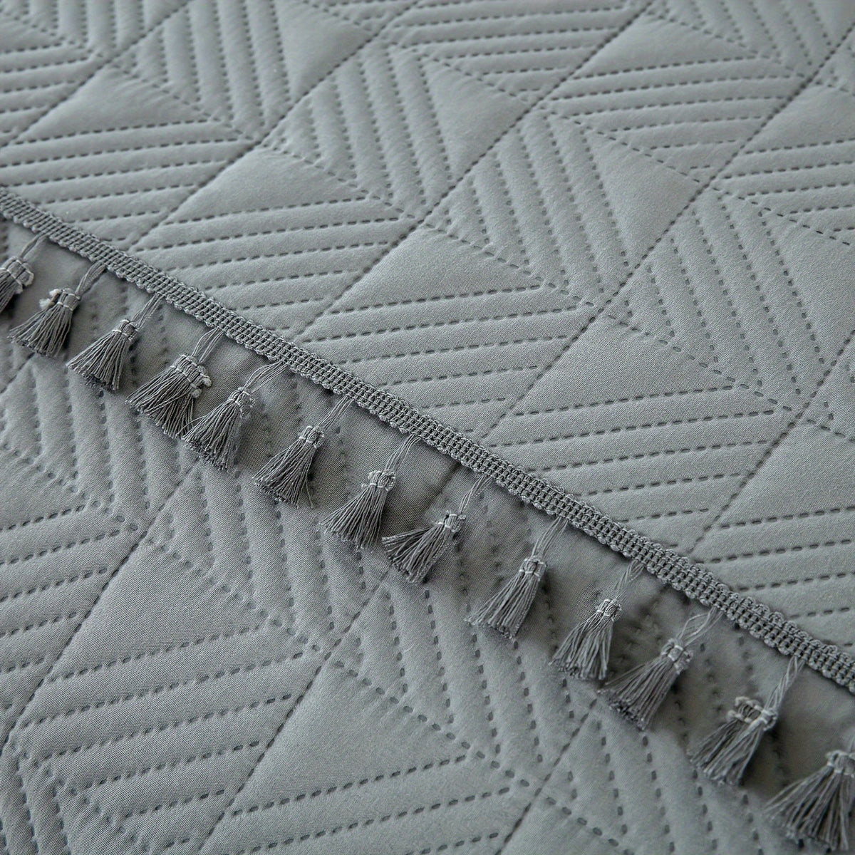 Cobre-Leito Quadrado com Tassel Macio